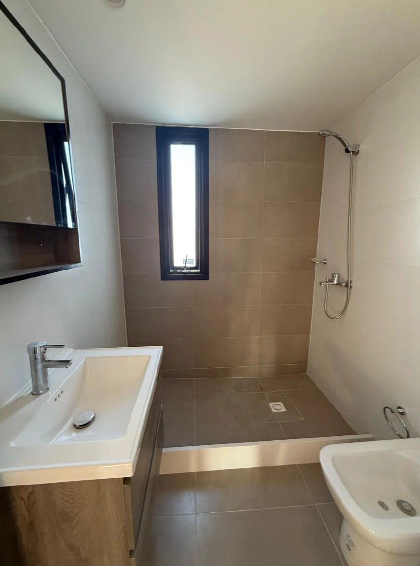 VENTA DE APARTAMENTO CON RENTA EN CORDÓN SUR en Cordón