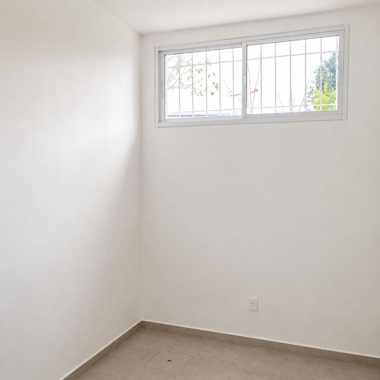 Téramo Real Estate ofrece en venta una casa en régimen de propiedad horizontal, ubicada en el barrio La Unión, sobre la calle Dionisio López  a pocos metros de Av. Italia. en Unión