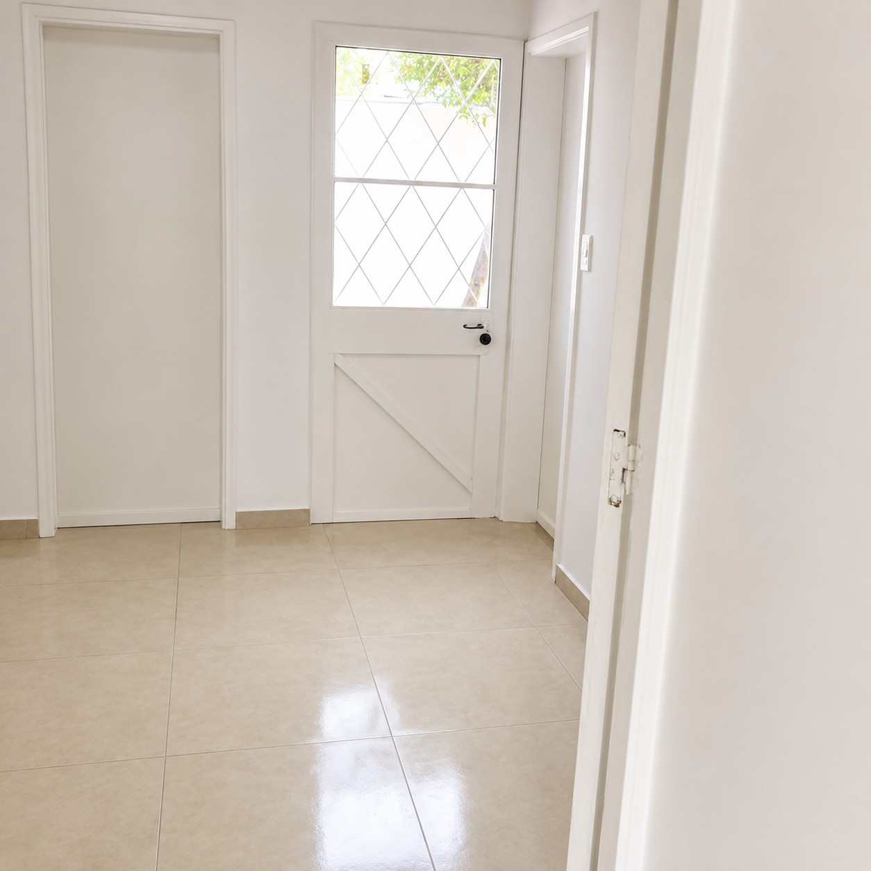 Téramo Real Estate ofrece en venta una casa en régimen de propiedad horizontal, ubicada en el barrio La Unión, sobre la calle Dionisio López  a pocos metros de Av. Italia. en Unión