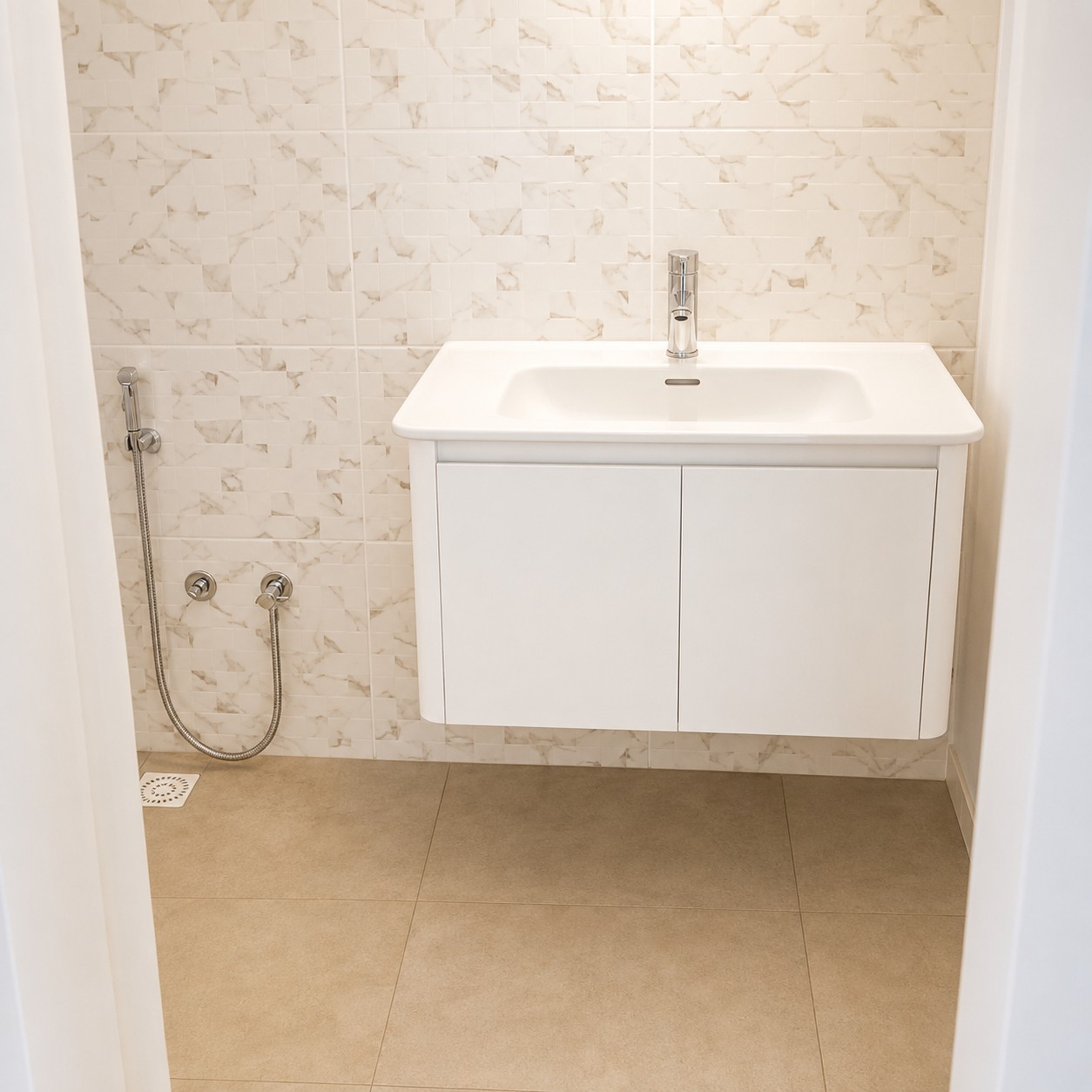 Téramo Real Estate ofrece en venta una casa en régimen de propiedad horizontal, ubicada en el barrio La Unión, sobre la calle Dionisio López  a pocos metros de Av. Italia. en Unión