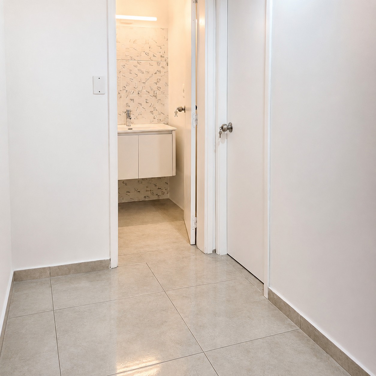 Téramo Real Estate ofrece en venta una casa en régimen de propiedad horizontal, ubicada en el barrio La Unión, sobre la calle Dionisio López  a pocos metros de Av. Italia. en Unión