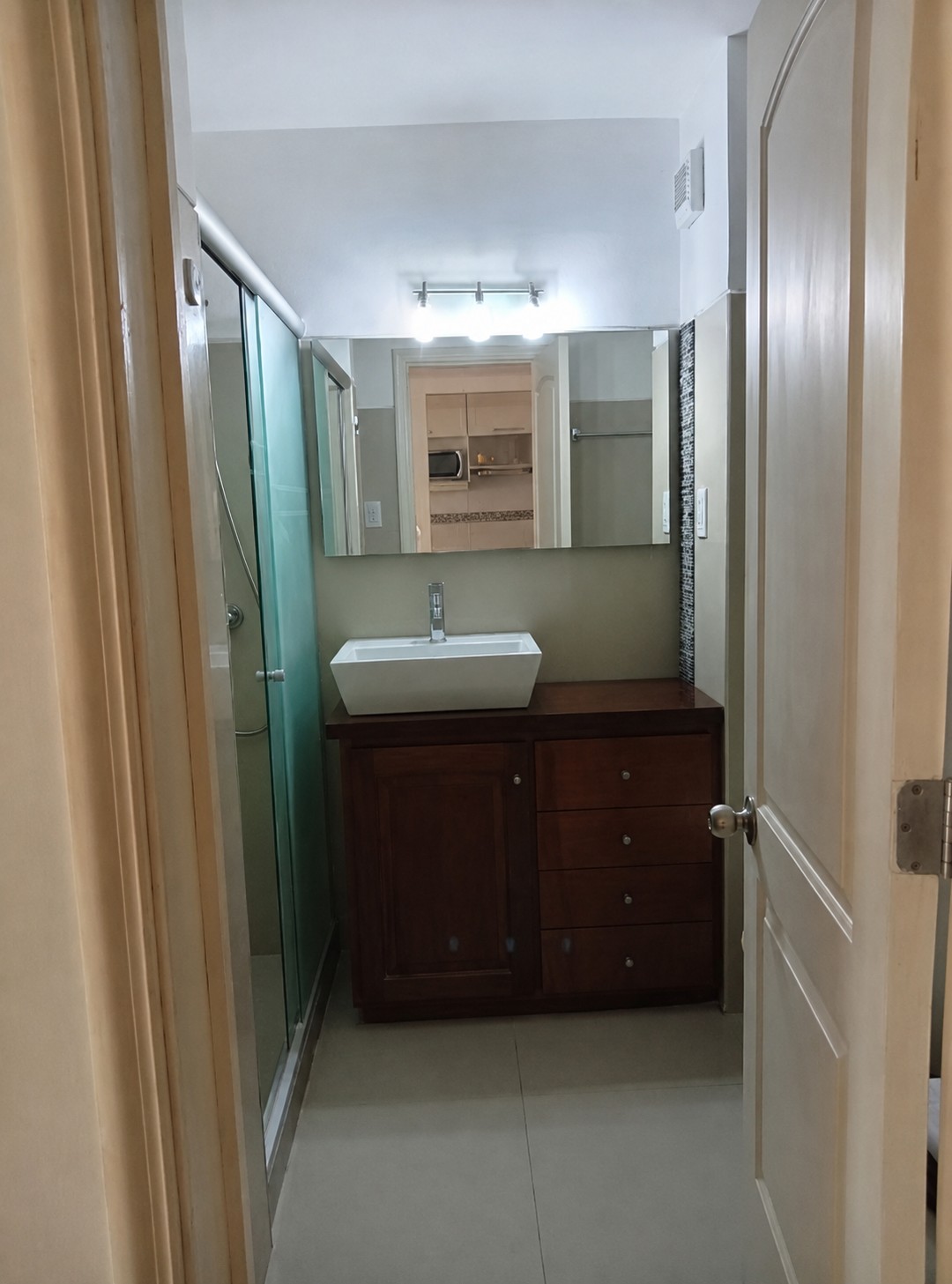 Alquiler de apartamento sobre Avenida de las Américas en Ciudad de la Costa