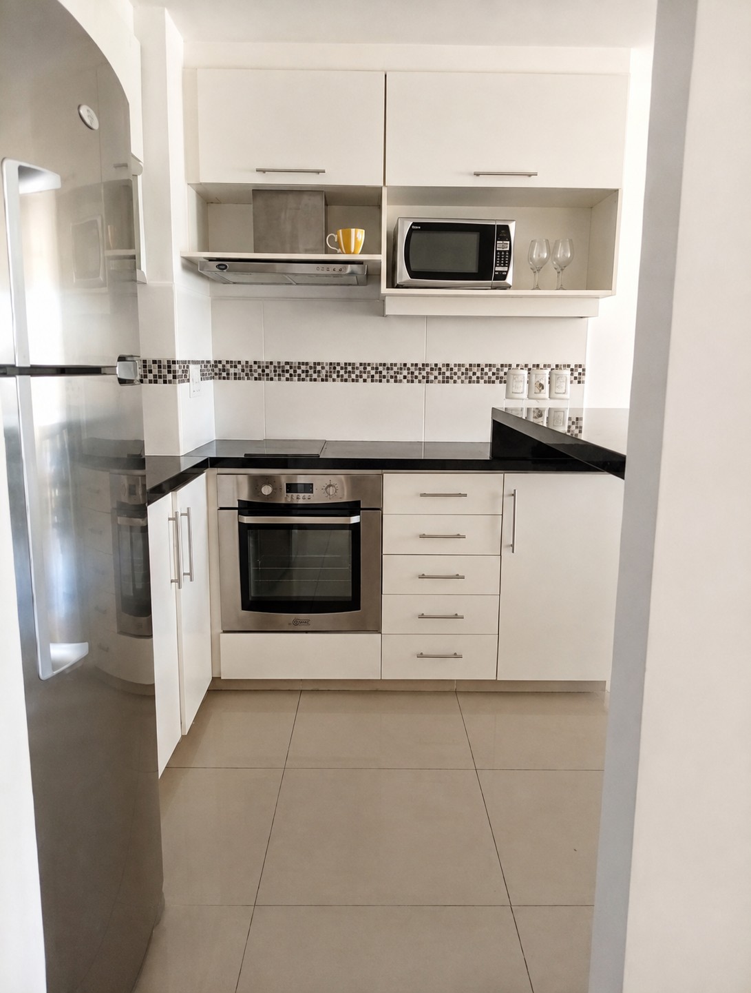 Alquiler de apartamento sobre Avenida de las Américas en Ciudad de la Costa