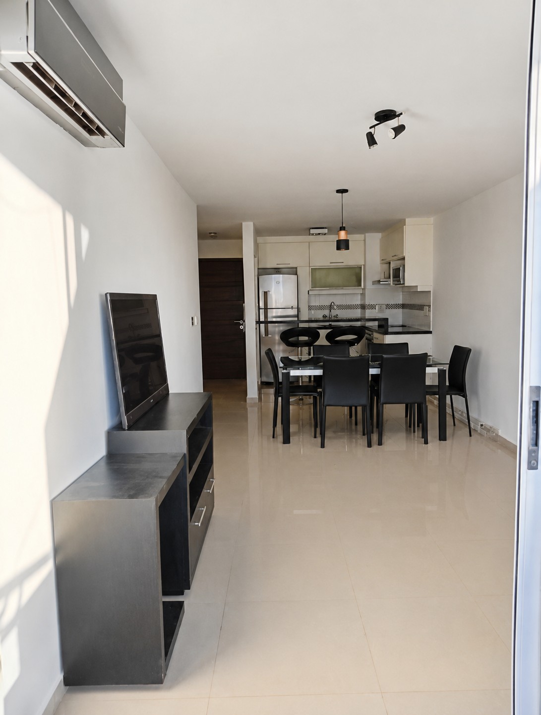 Alquiler de apartamento sobre Avenida de las Américas en Ciudad de la Costa