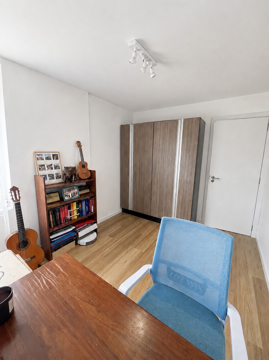 Venta de apartamento en Tres Cruces, con garage y patio de uso exclusivo en Tres Cruces