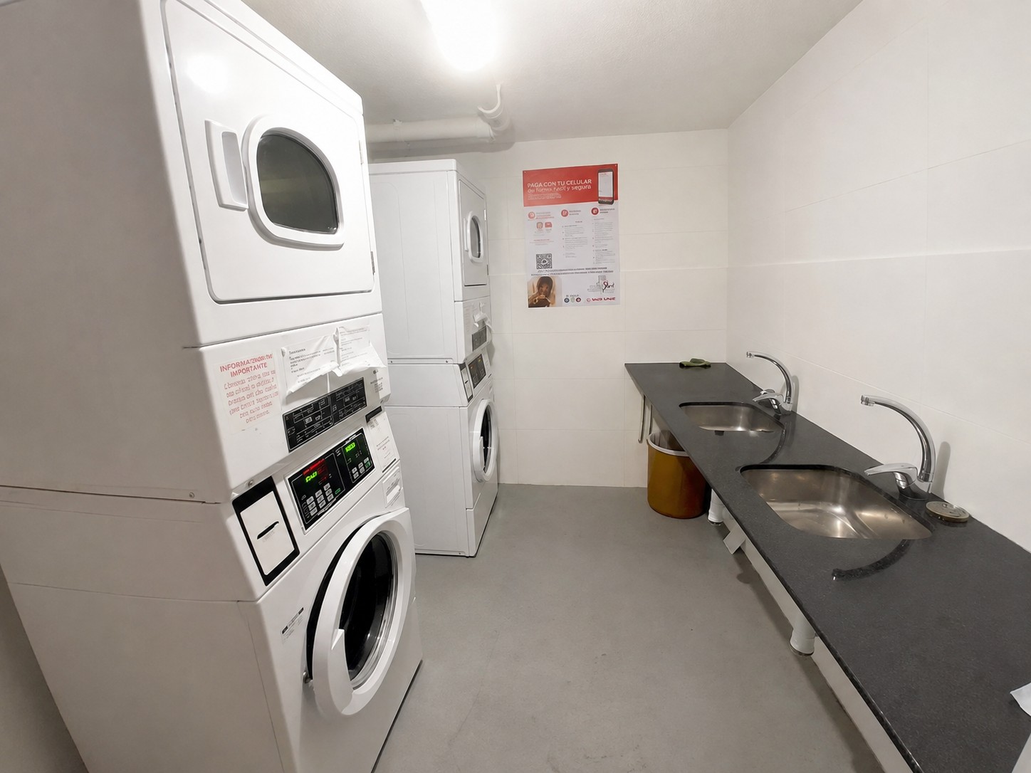 Venta de apartamento en Tres Cruces, con garage y patio de uso exclusivo en Tres Cruces
