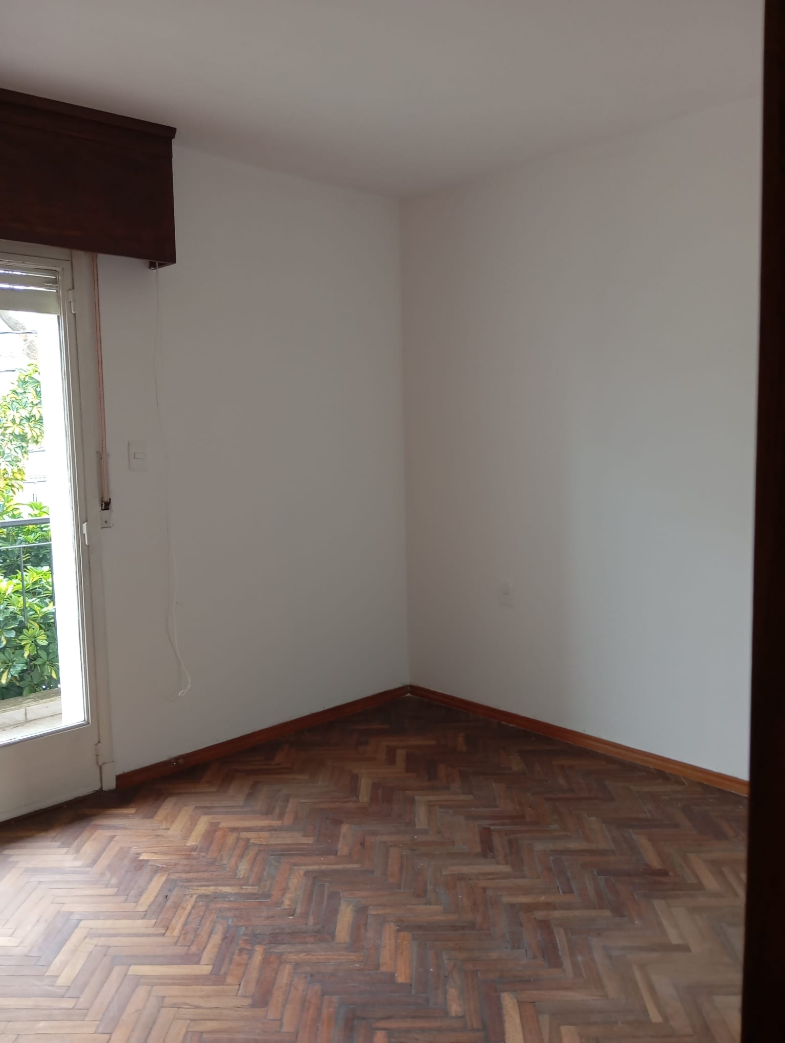 Alquiler de hermosa casa en Buceo, 4 dormitorios, y garage. en Buceo