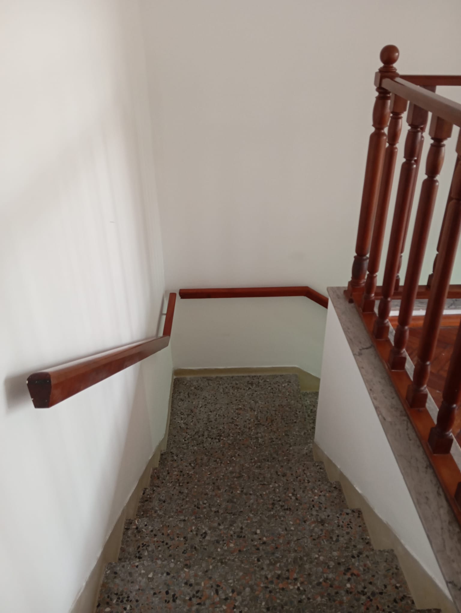 Alquiler de hermosa casa en Buceo, 4 dormitorios, y garage. en Buceo