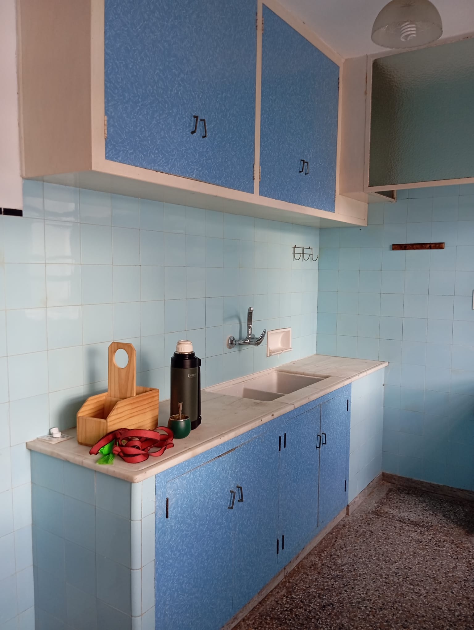Alquiler de hermosa casa en Buceo, 4 dormitorios, y garage. en Buceo