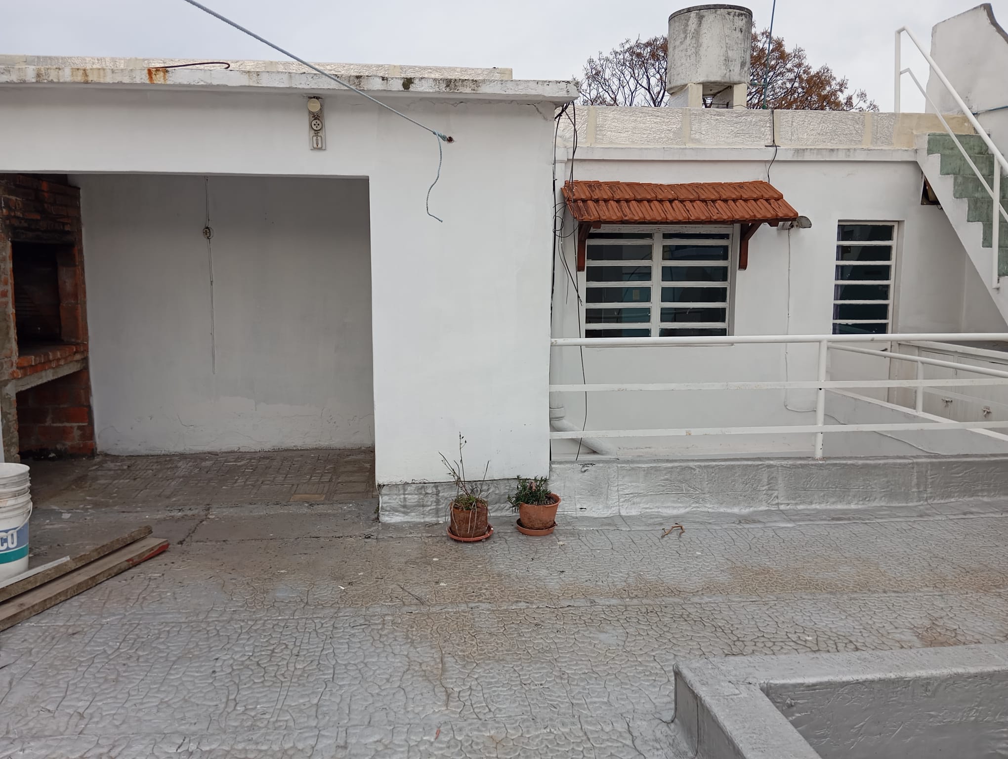 Alquiler de hermosa casa en Buceo, 4 dormitorios, y garage. en Buceo