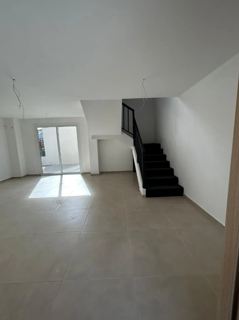 Alquiler | Casa Dúplex a Estrenar en Malvín Norte en Malvín Norte