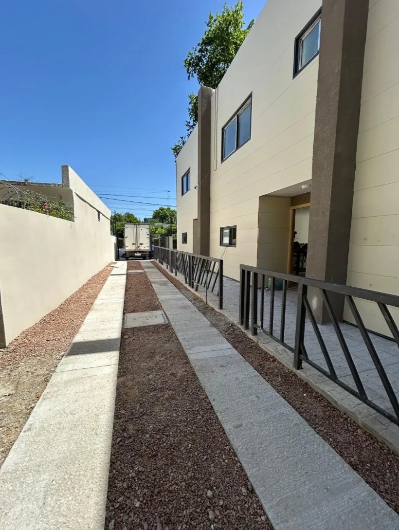 Alquiler | Casa Dúplex a Estrenar en Malvín Norte en Malvín Norte