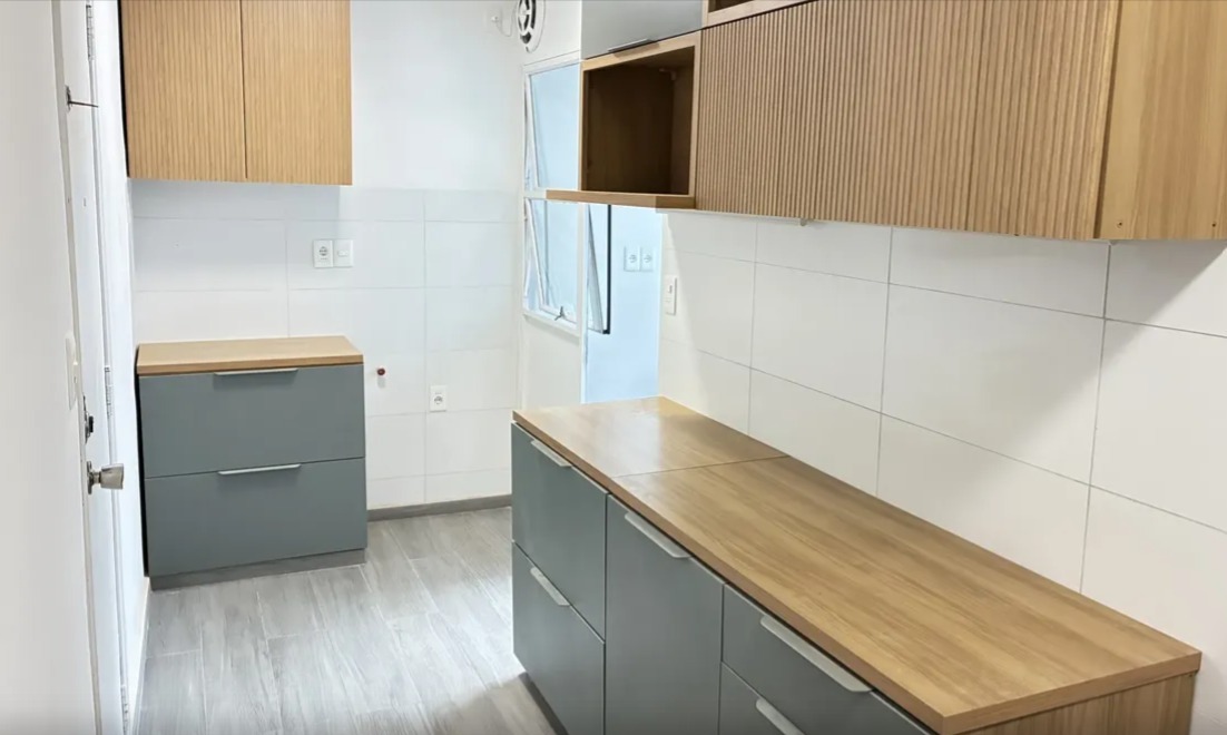 Venta o alquiler de apartamento de 3 dormitorios y servicio en Pocitos en Pocitos Nuevo