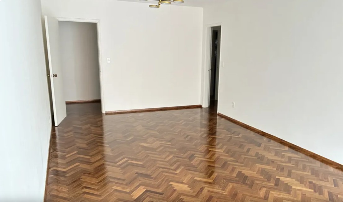 Venta o alquiler de apartamento de 3 dormitorios y servicio en Pocitos en Pocitos Nuevo