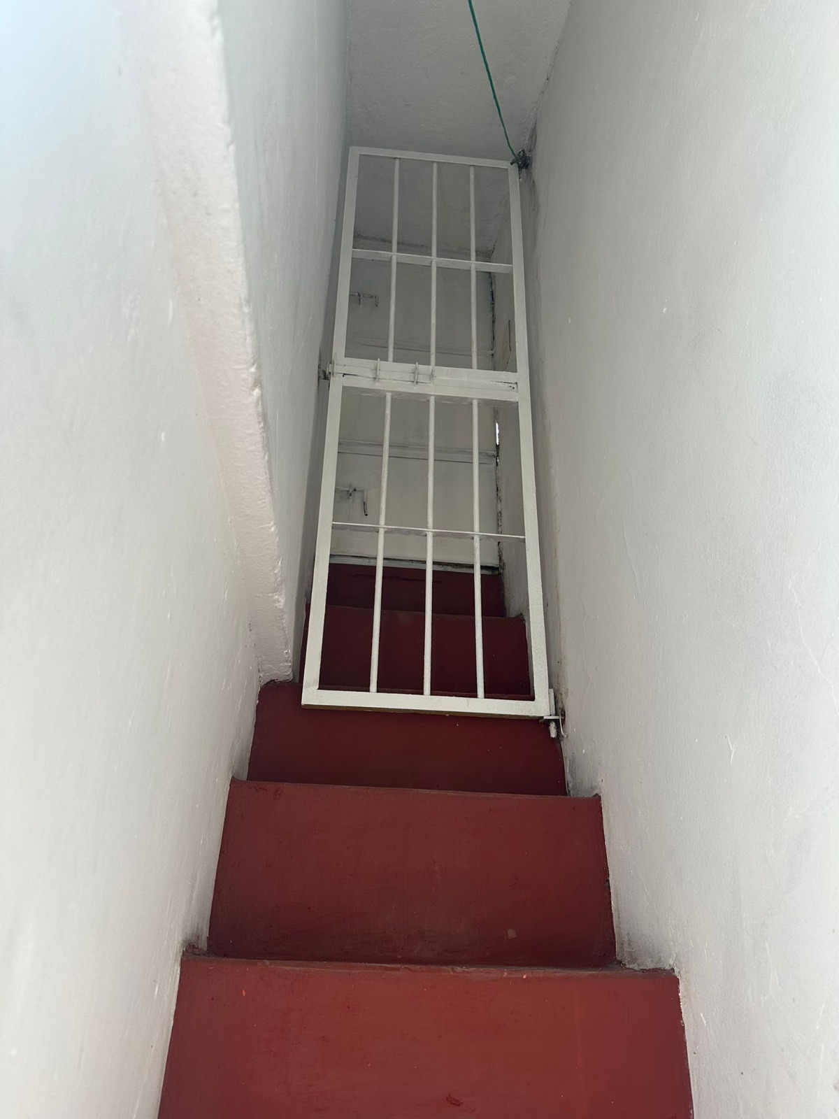 ALQUILER CASA – PÉREZ CASTELLANOS SIN GASTOS COMUNES en Montevideo